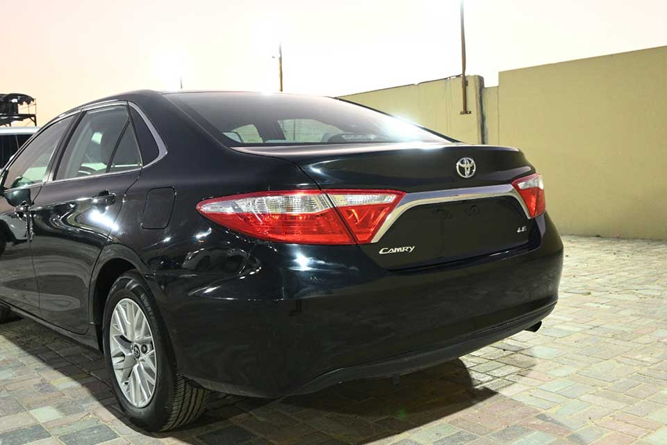 TOYOTA CAMRY