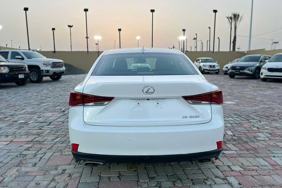 LEXUS 1S300