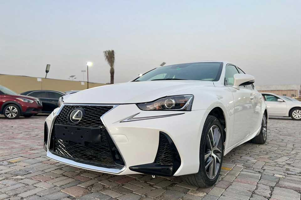 LEXUS 1S300
