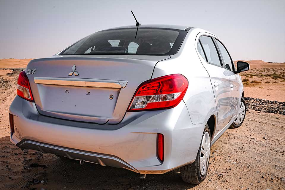 MITSUBISHI MIRAGE G4 Es