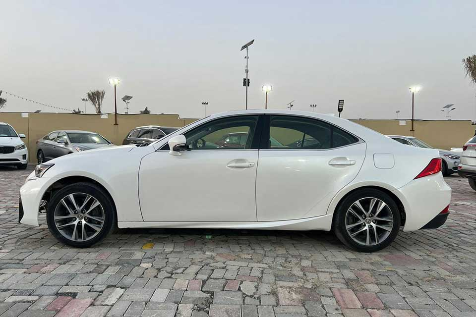 LEXUS 1S300