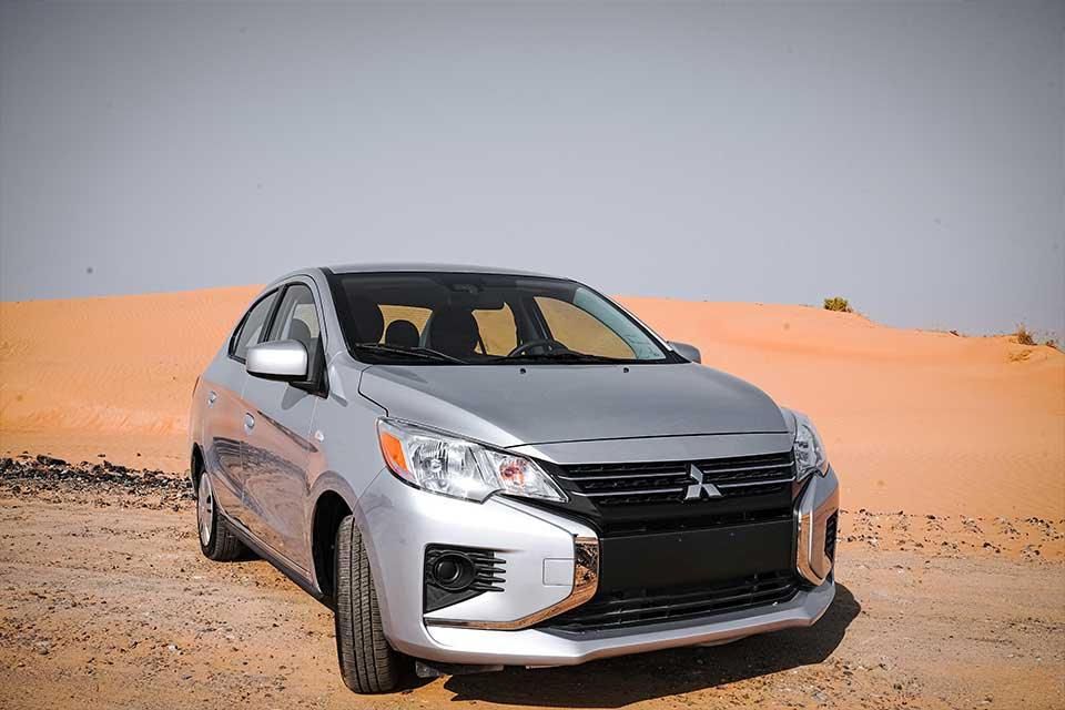 MITSUBISHI MIRAGE G4 Es