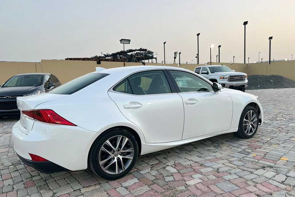 LEXUS 1S300