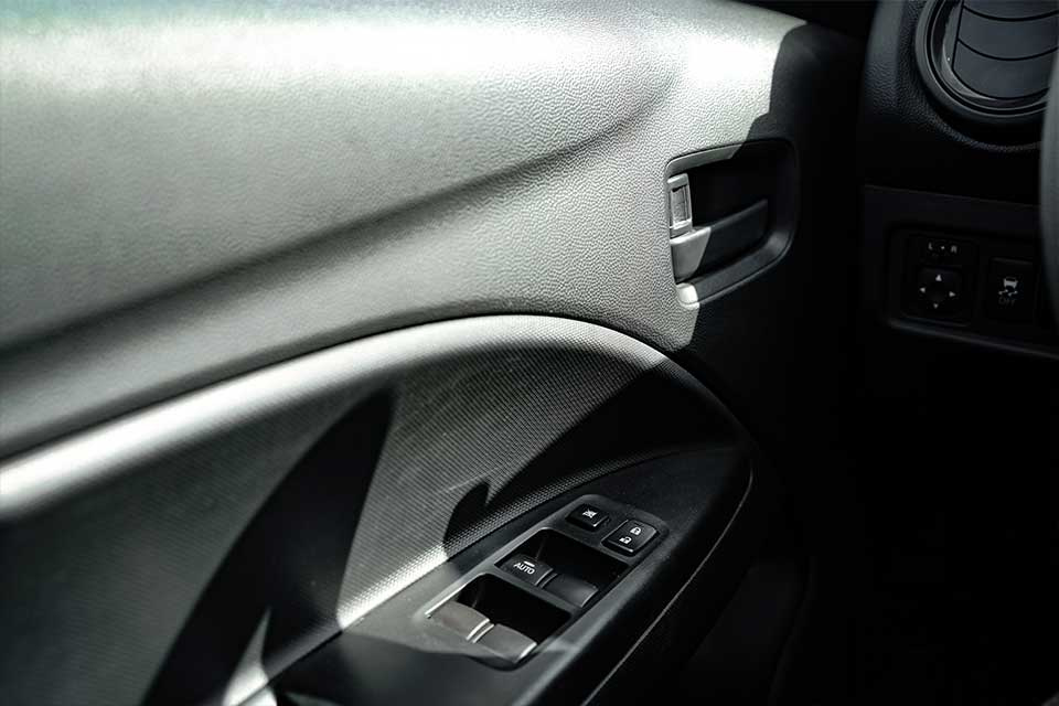 MITSUBISHI MIRAGE G4 Es