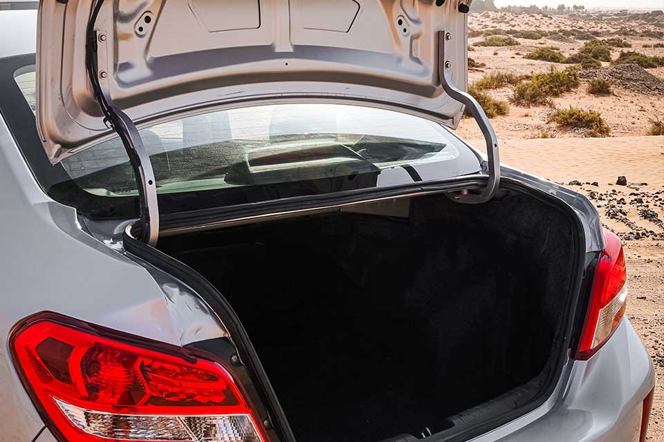 MITSUBISHI MIRAGE G4 Es