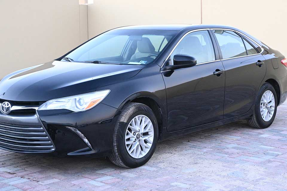 TOYOTA CAMRY