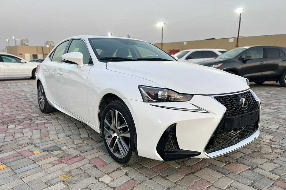 LEXUS 1S300